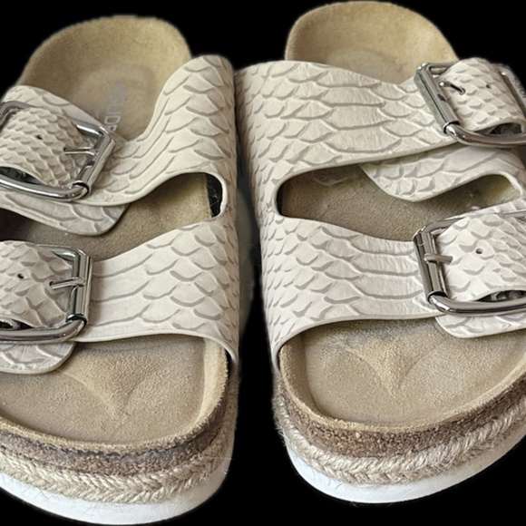 J Slides Leighton Snake Embossed Leather Slide Sandal NWOB - Picture 3 of 4